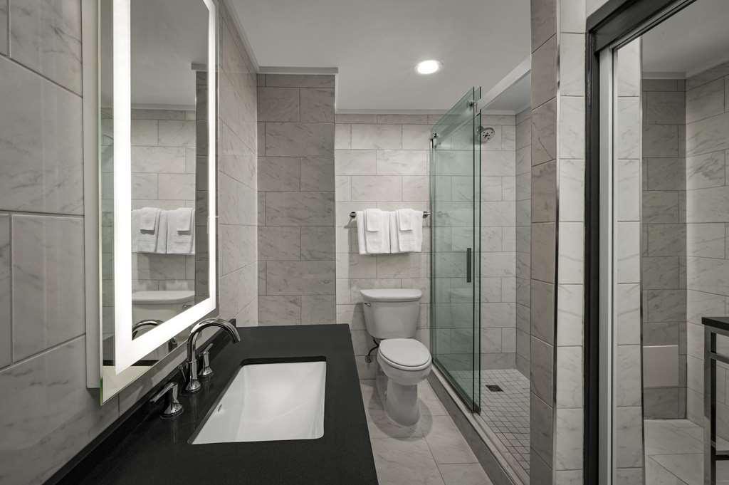Hotel The Admiral Mobile Habitación foto